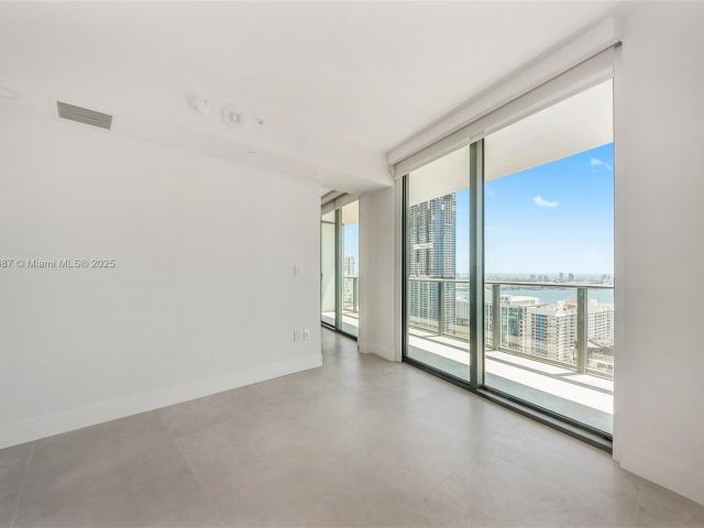 Apartment for rent  Unit #4804 - photo 6658698