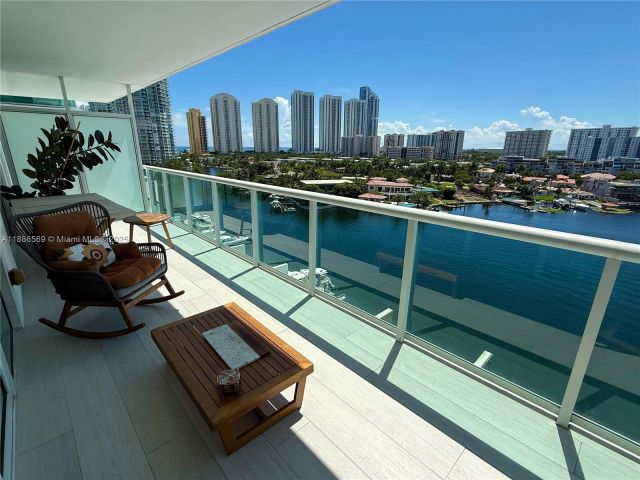 Apartment for sale  Unit #916 - photo 6659800