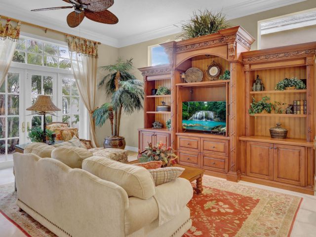 Home for rent at 4230 NW 60th Drive - photo 6689445