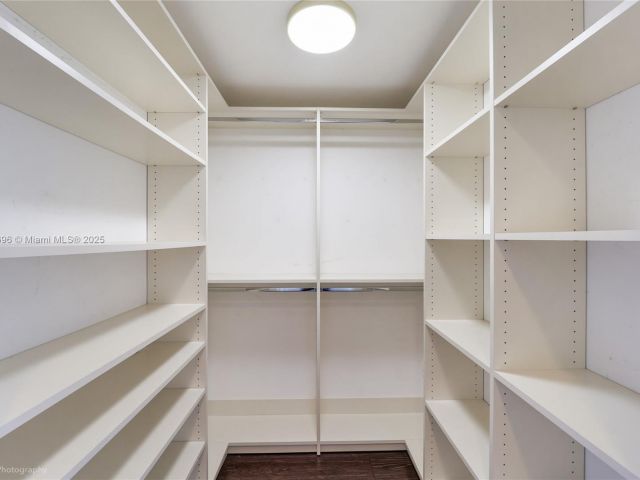 Apartment for sale  Unit #4311 - photo 6661246