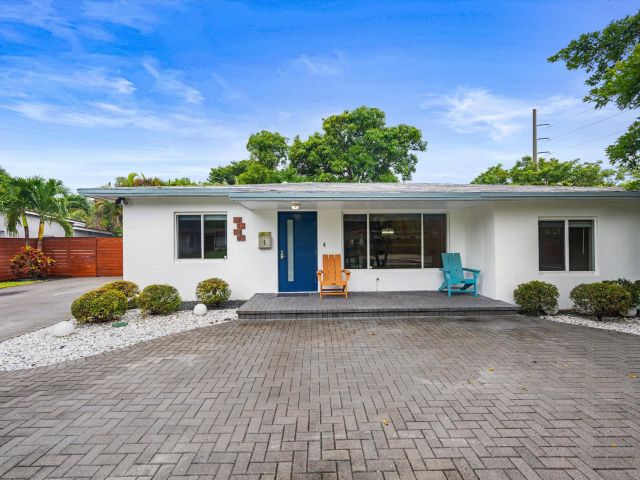 Home for rent at 1137 NE 1st Avenue - photo 6687513