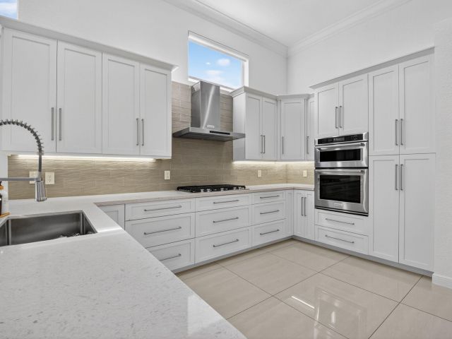 Home for sale at 6270 NW 43rd Terrace - photo 6689486