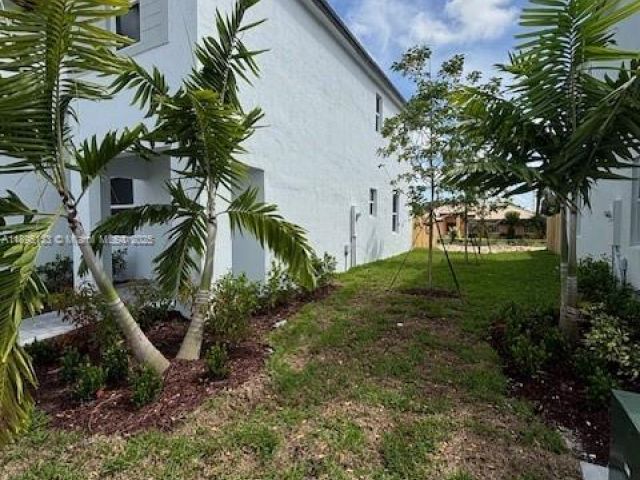 3-bedroom home for rent in Homestead - 27709 SW 155 CT - MondialRealty