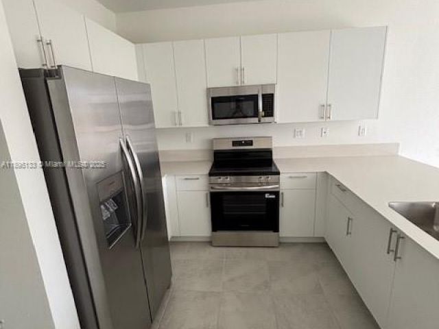 3-bedroom home for rent in Homestead - 27709 SW 155 CT - MondialRealty