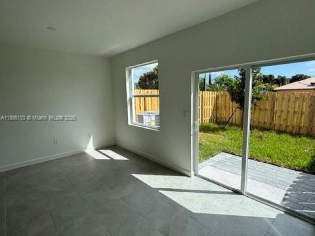 3-bedroom home for rent in Homestead - 27709 SW 155 CT - MondialRealty