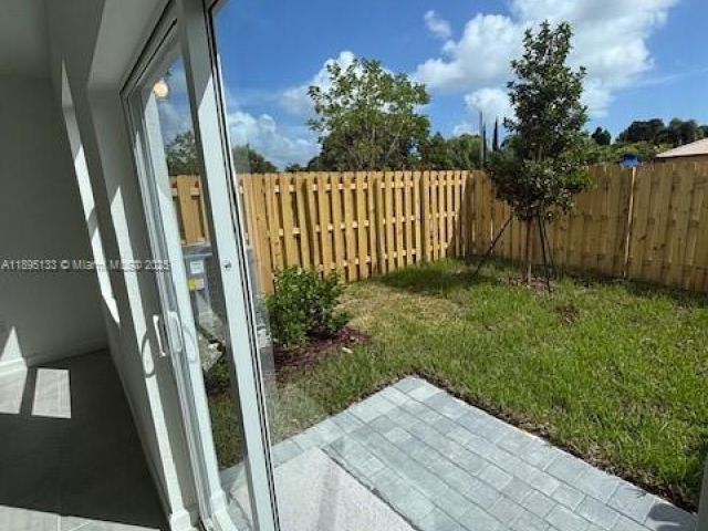 3-bedroom home for rent in Homestead - 27709 SW 155 CT - MondialRealty