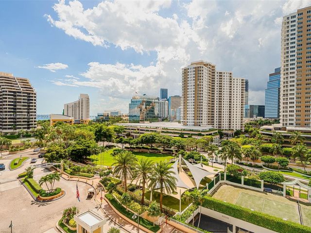 Apartment for sale  Unit #903 - photo 6661101