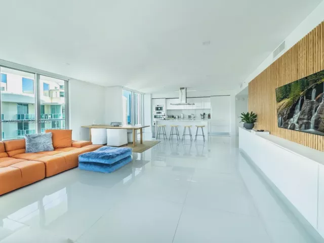 3-bedroom condo for sale in Sunny Isles Beach - 300 Sunny Isles Blvd 4-1901 - MondialRealty