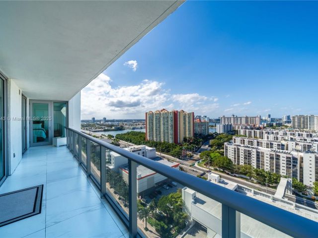 Apartment for sale  Unit #4-1901 - photo 6659244