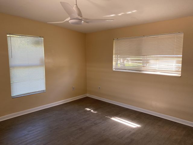 Home for rent at 2320 Sunrise Drive - photo 6663240