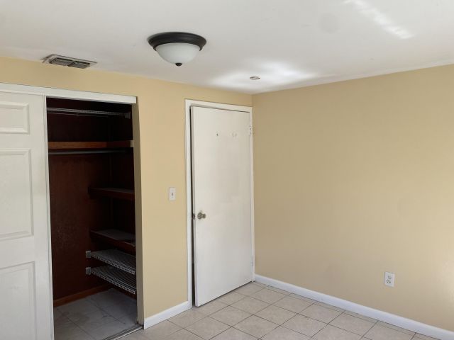 Home for rent at 2320 Sunrise Drive - photo 6663247