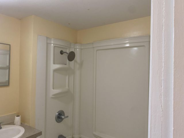 Home for rent at 2320 Sunrise Drive - photo 6663255