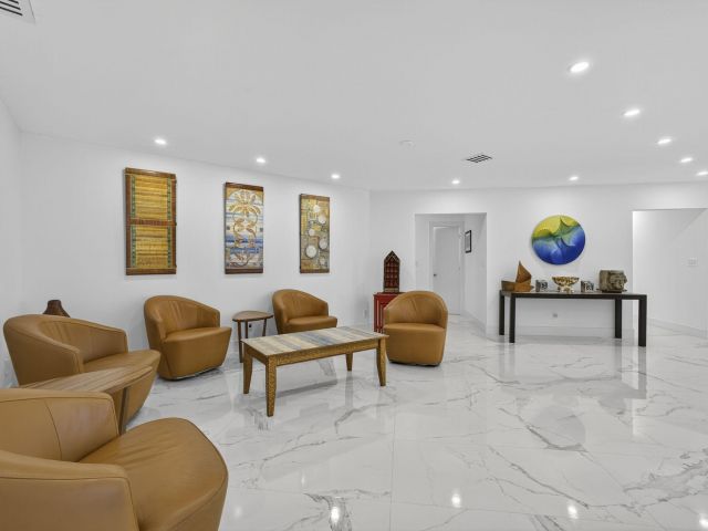 Home for sale at 4 Woodbrook Circle - photo 6682614