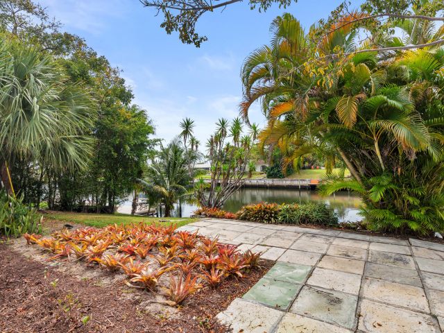 Home for rent at 250 Arlington Road - photo 6663268