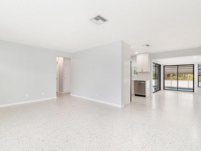 Home for rent at 250 Arlington Road - photo 6663283