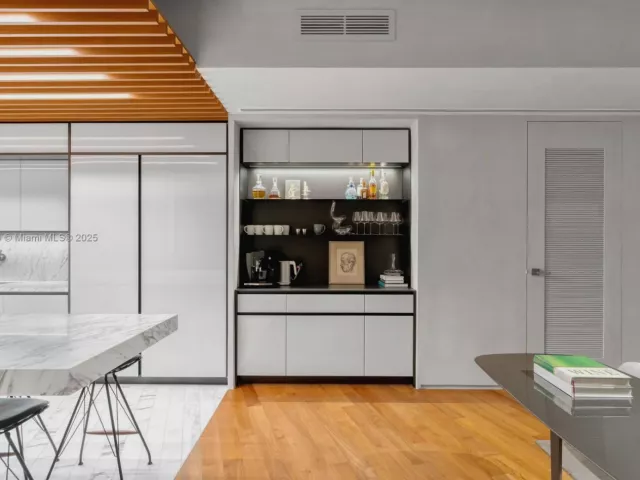 Apartment for sale  Unit #3B - photo 6664035