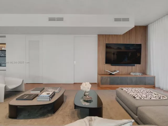 Apartment for sale  Unit #3B - photo 6664032