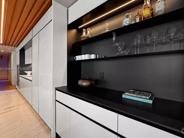 Apartment for sale  Unit #3B - photo 6664033