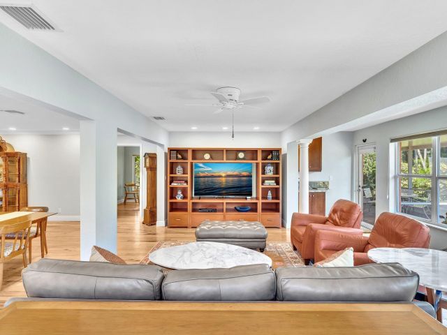 Home for sale at 162 Del Rio Boulevard - photo 6689392