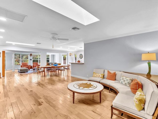 Home for sale at 162 Del Rio Boulevard - photo 6689394