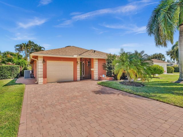 Home for sale at 162 Del Rio Boulevard - photo 6689397