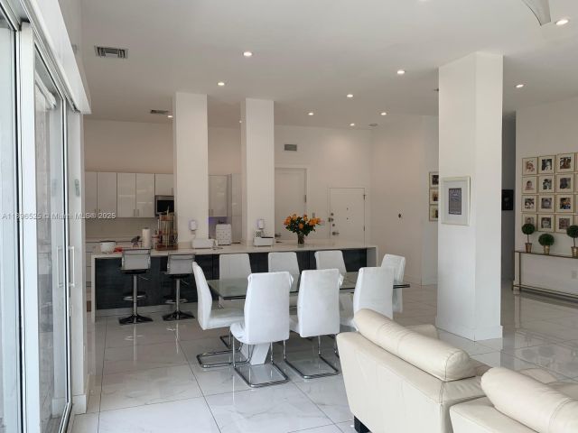 Apartment for sale  Unit #208N - photo 6671125