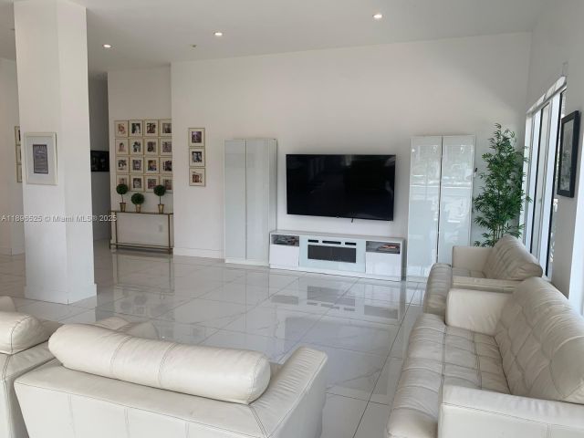 Apartment for sale  Unit #208N - photo 6671127