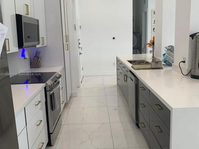 Apartment for sale  Unit #208N - photo 6671139