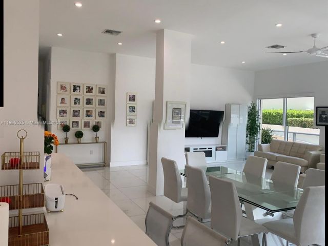 Apartment for sale  Unit #208N - photo 6671140