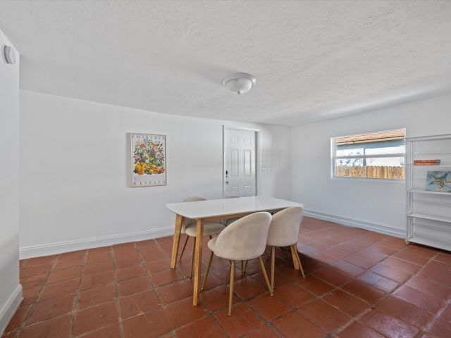 Home for sale at 724 Mcintosh Street - photo 6663291