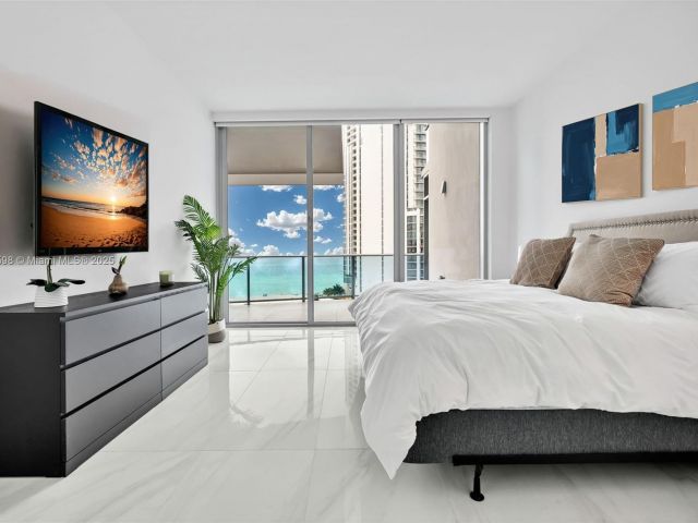 Apartment for rent  Unit #1003 - photo 6663891