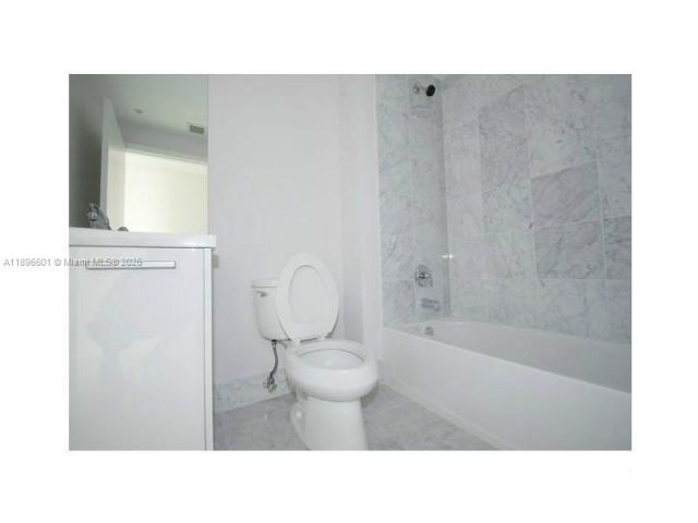 Apartment for rent  Unit #3408 - photo 6681889