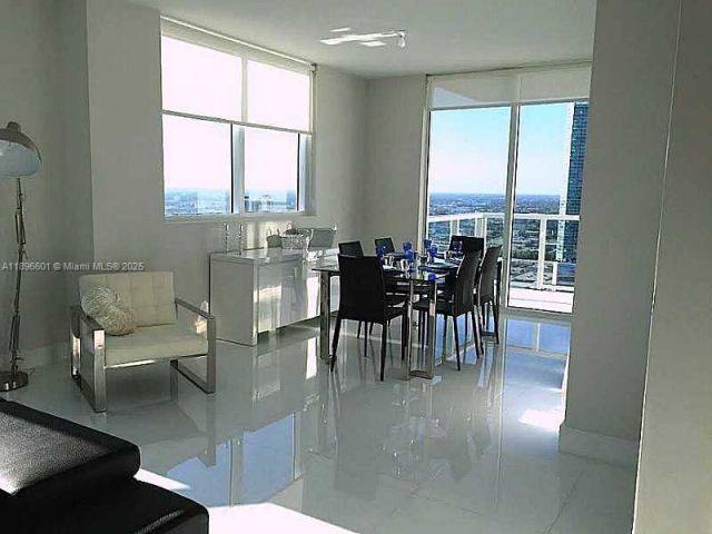 Apartment for rent  Unit #3408 - photo 6681902