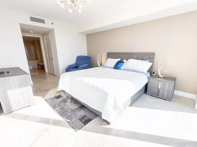3-bedroom condo for rent in Hallandale Beach - 1850 S Ocean Dr 3308 - MondialRealty