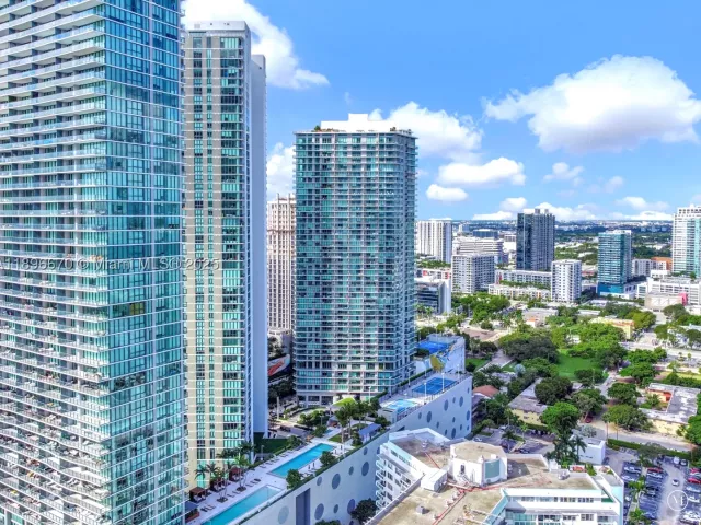 1-bedroom condo for sale in Miami - 501 NE 31st St 602 - MondialRealty