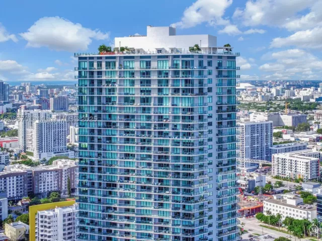 1-bedroom condo for sale in Miami - 501 NE 31st St 602 - MondialRealty
