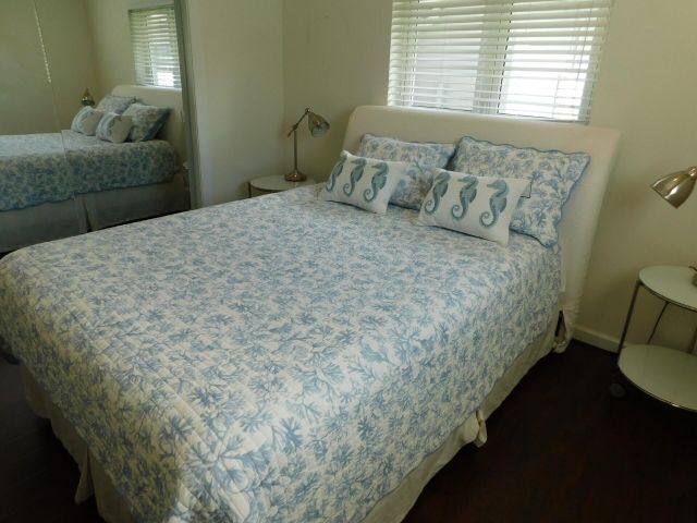 Home for rent at 2360 NE 15th Terrace - photo 6694091