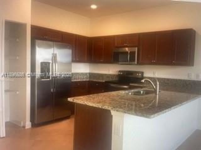 Home for rent at 5259 Ashley River Rd - photo 7432298