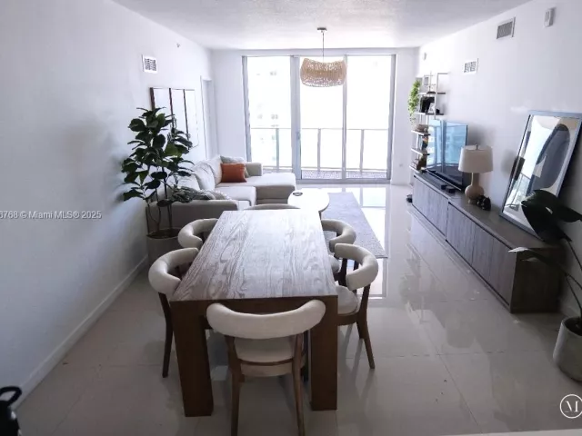 Apartment for sale  Unit #4509 - photo 6662633