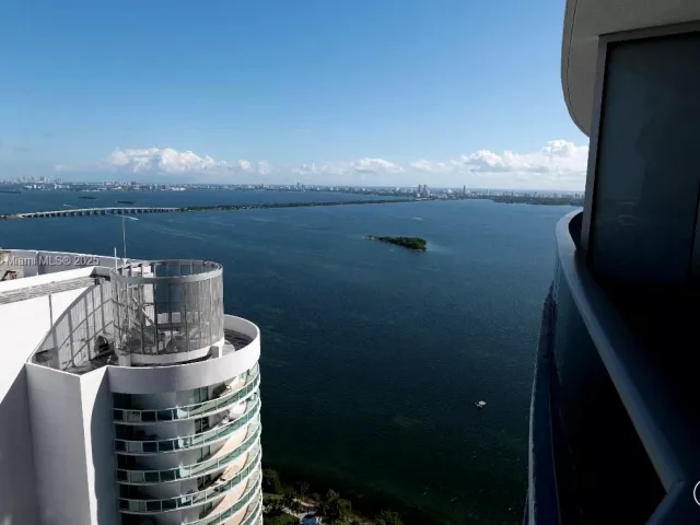 Apartment for sale  Unit #4509 - photo 6662638