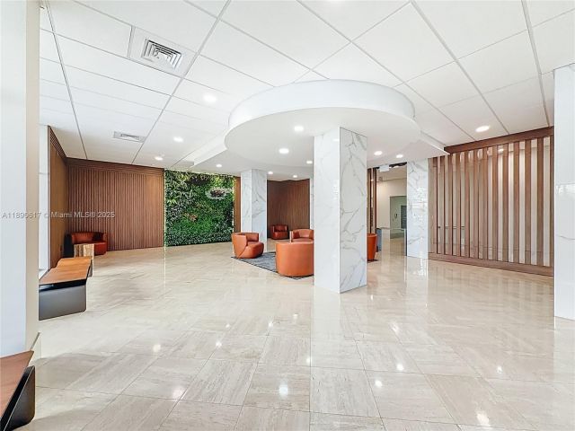 Apartment for sale  Unit #1211 - photo 6691111