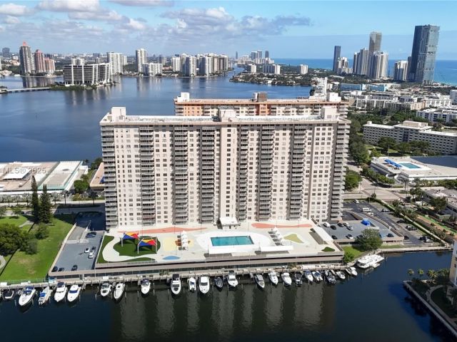 Apartment for sale  Unit #1211 - photo 6691117