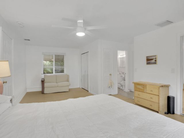 Home for sale at 272 NE 13th Street - photo 6668970