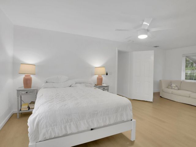 Home for sale at 272 NE 13th Street - photo 6668971