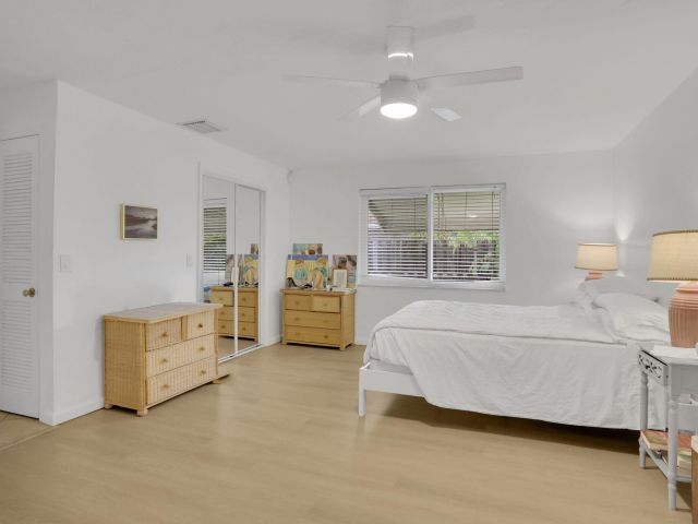 Home for sale at 272 NE 13th Street - photo 6668972