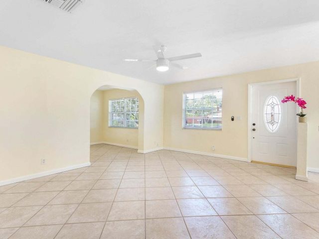 Home for sale at 272 NE 13th Street - photo 6668979