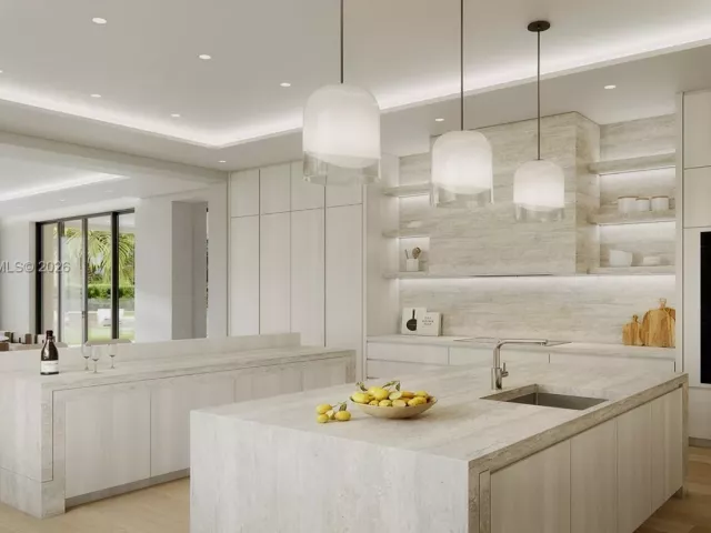 8-bedroom home for sale in Miami Beach - 1007 Fisher Island Drive - MondialRealty