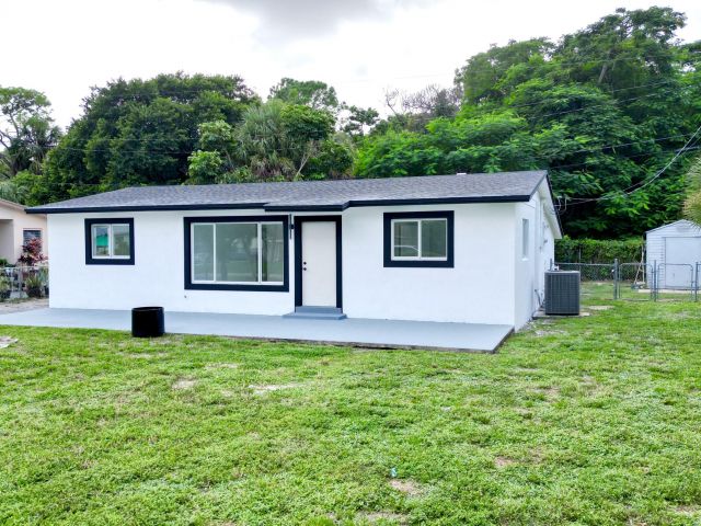 Home for sale at 773 Arlington Drive - photo 6678449