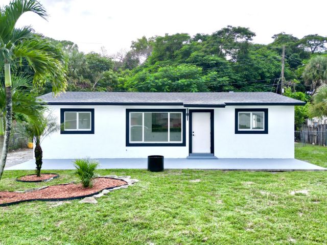 Home for sale at 773 Arlington Drive - photo 6678452