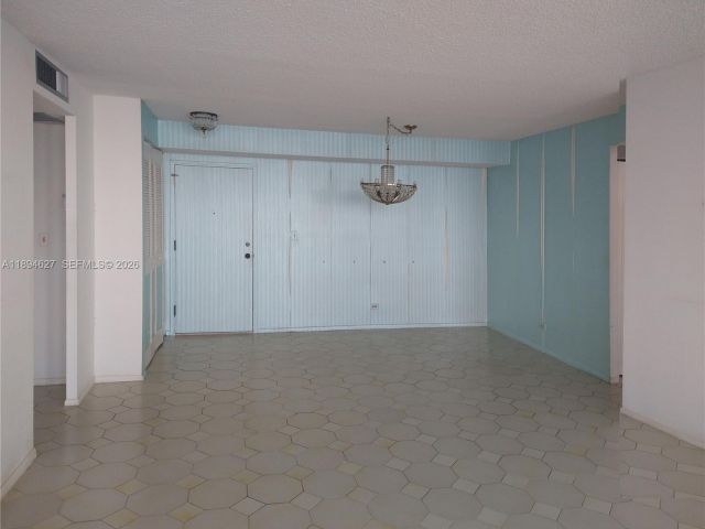 Apartment for sale  Unit #2002 - photo 7428066